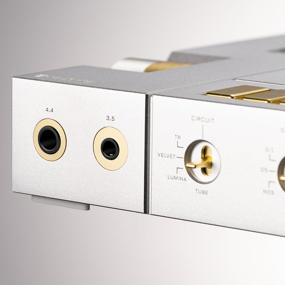 EVOAria Evo ERA – DAC/amp headphone amplifier with CD playback, USB audio & Bluetooth.