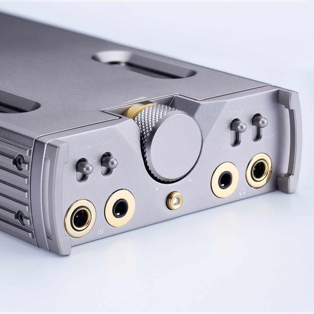 Cayin C9ii Titanium Color Edition - Amplificatori mobili di High End Tube