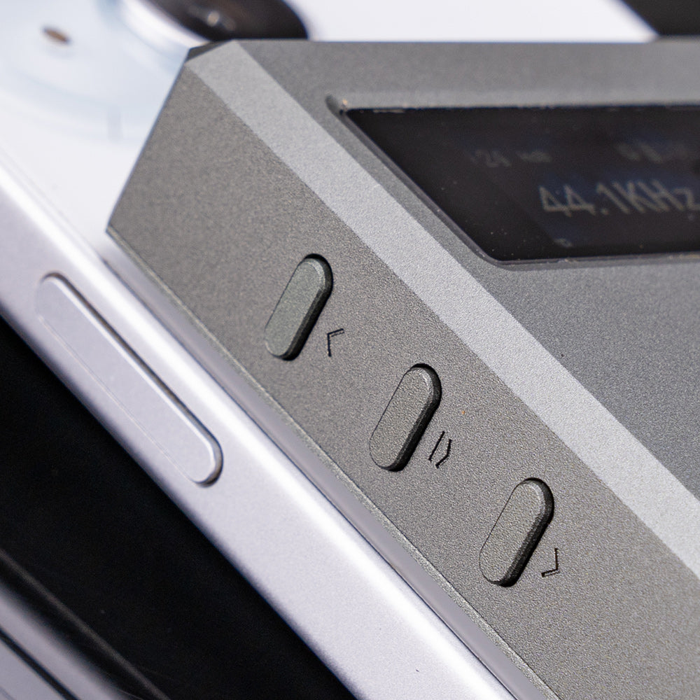 Cayin Ru9 - Amplificatore per cuffie per tubi portatili e DAC