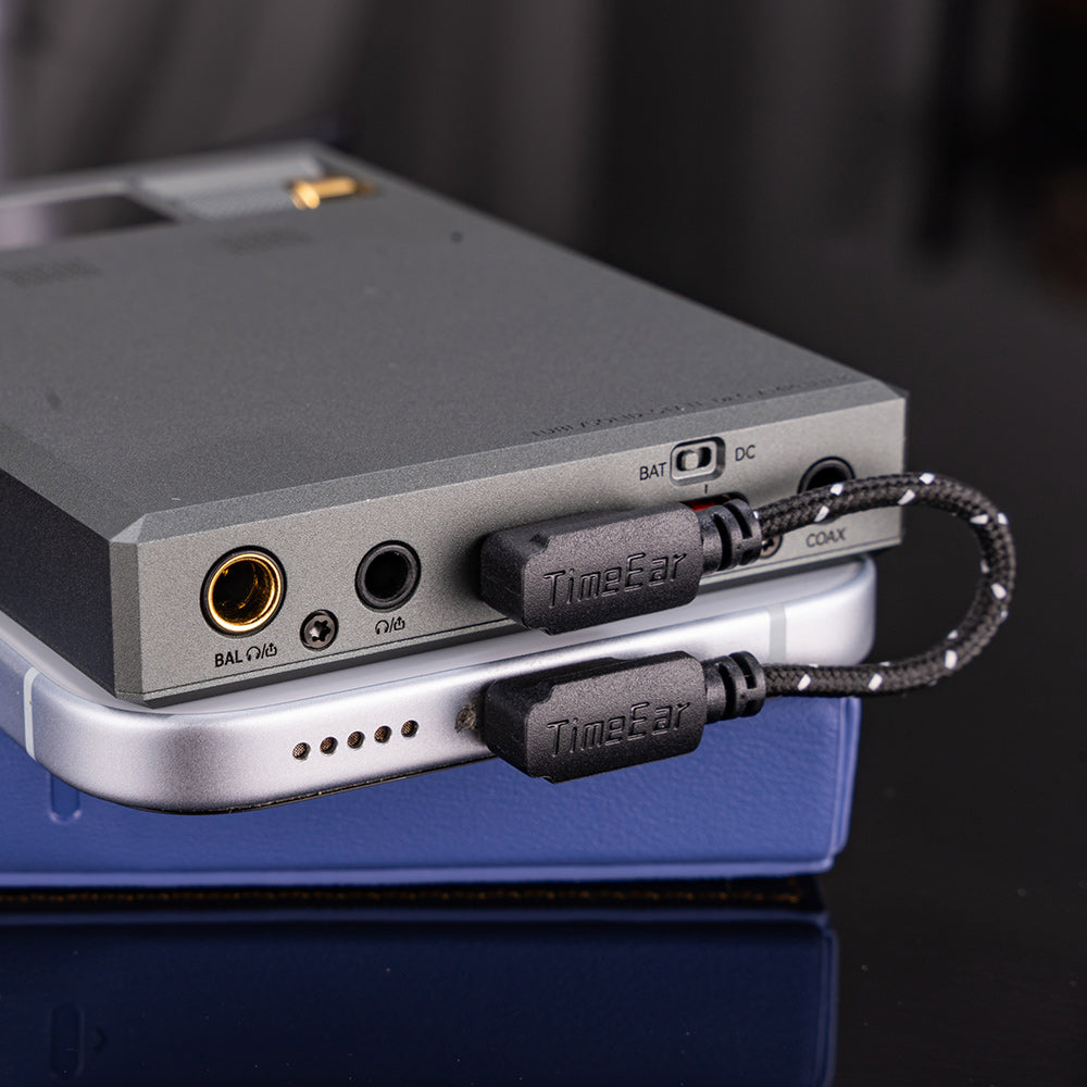 Cayin Ru9 - Amplificatore per cuffie per tubi portatili e DAC