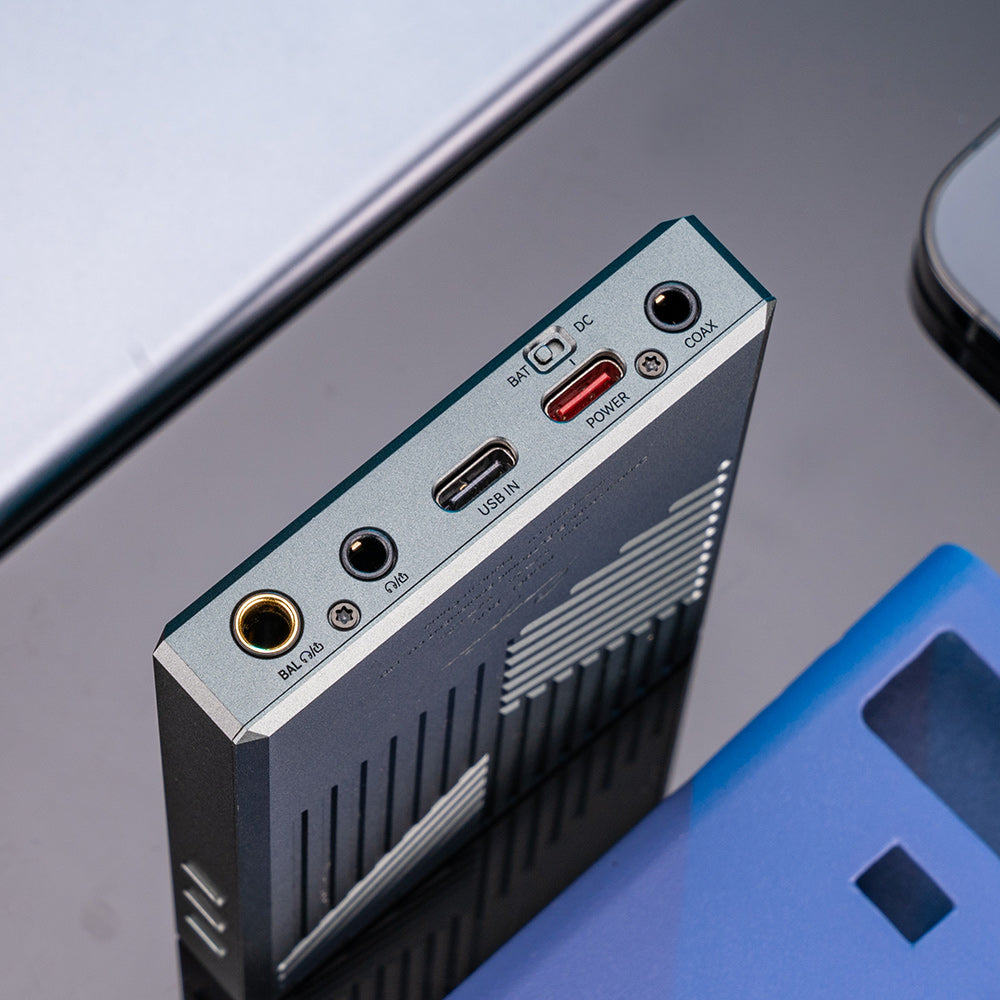 Cayin Ru9 - Amplificatore per cuffie per tubi portatili e DAC