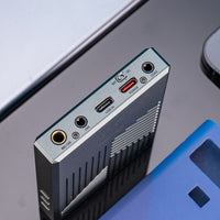 Cayin Ru9 - Amplificatore per cuffie per tubi portatili e DAC