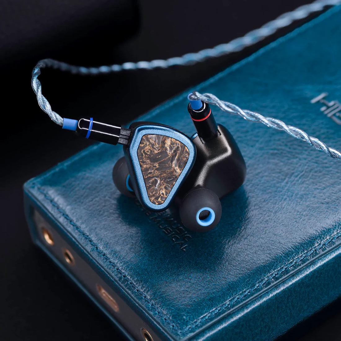 Symphonium Audio Titan - Hybrid High-End IEMs