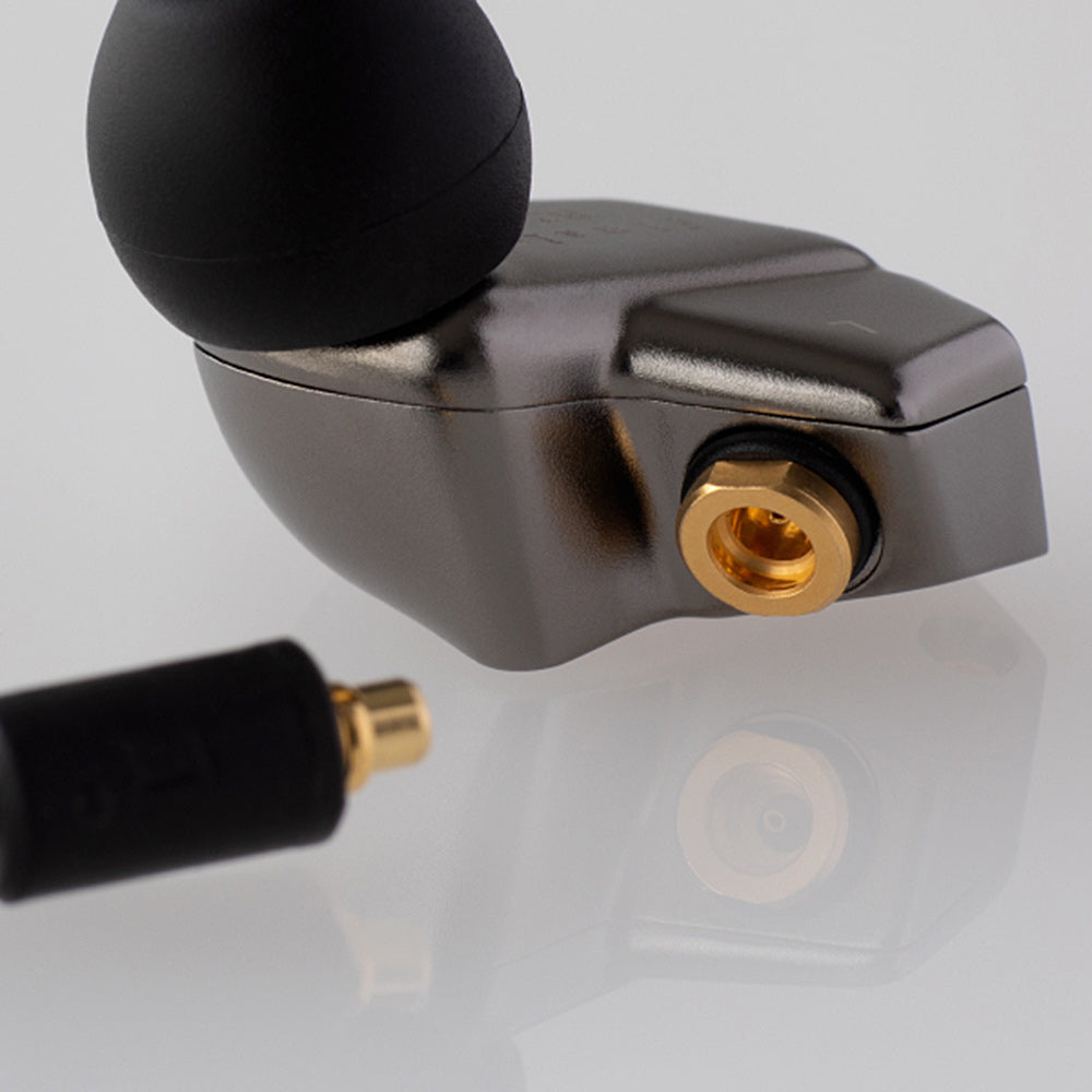 Final B2 - Premium IEMs