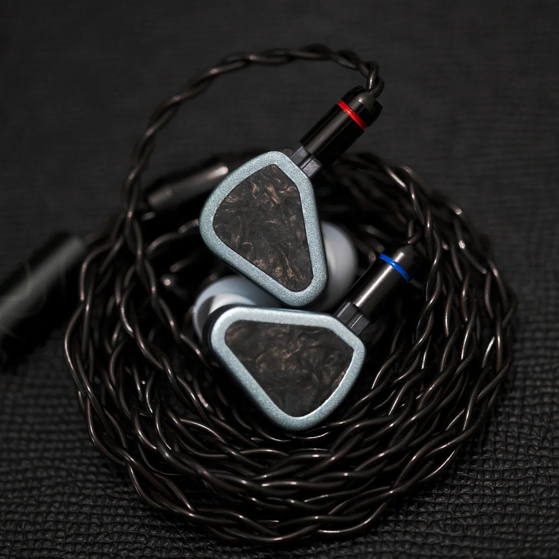 Symphonium Audio Giant - Premium Hybrid IEMs