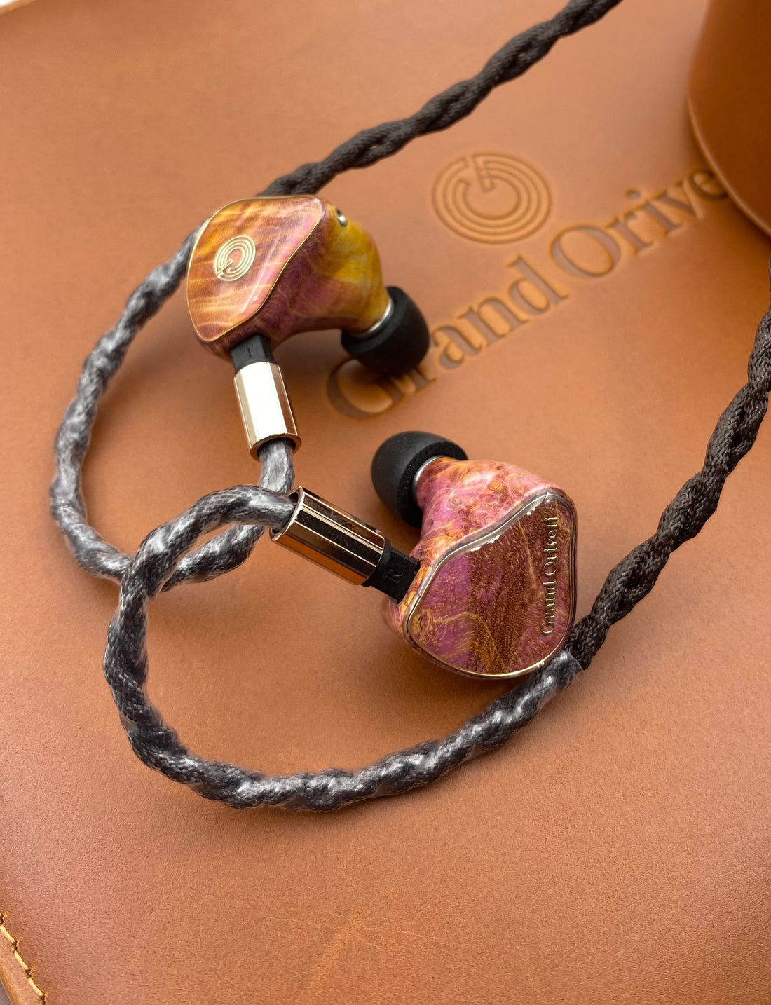 Oriveti - Grand Oriveti Supremacy - Flagship Tribrid IEMs