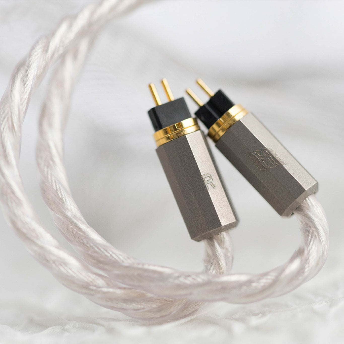 Effect Audio Cleopatra II - high-end silver cable – Audio Essence