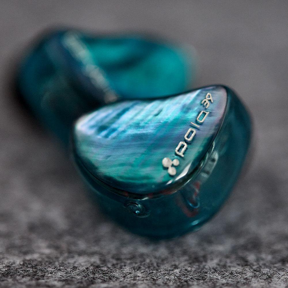 Shozy & AAW Pola39 - Audio Essence